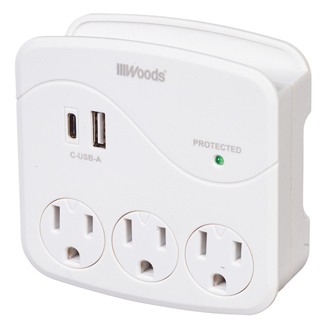 WOODS 3 OUTLE.+USB WALL OUTLET PLASTIC WHITE 2,4A