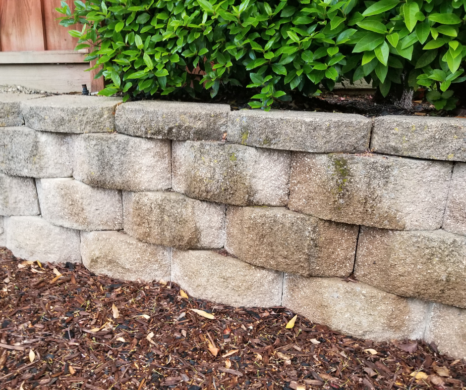 RETAINING WALL BLOCK